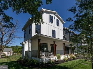 991 Fairview Ave, Wayne, PA 19087