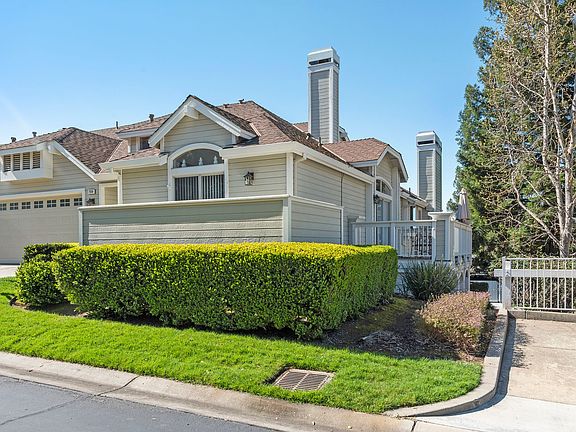 2nd image of 7839 Prestwick Cir