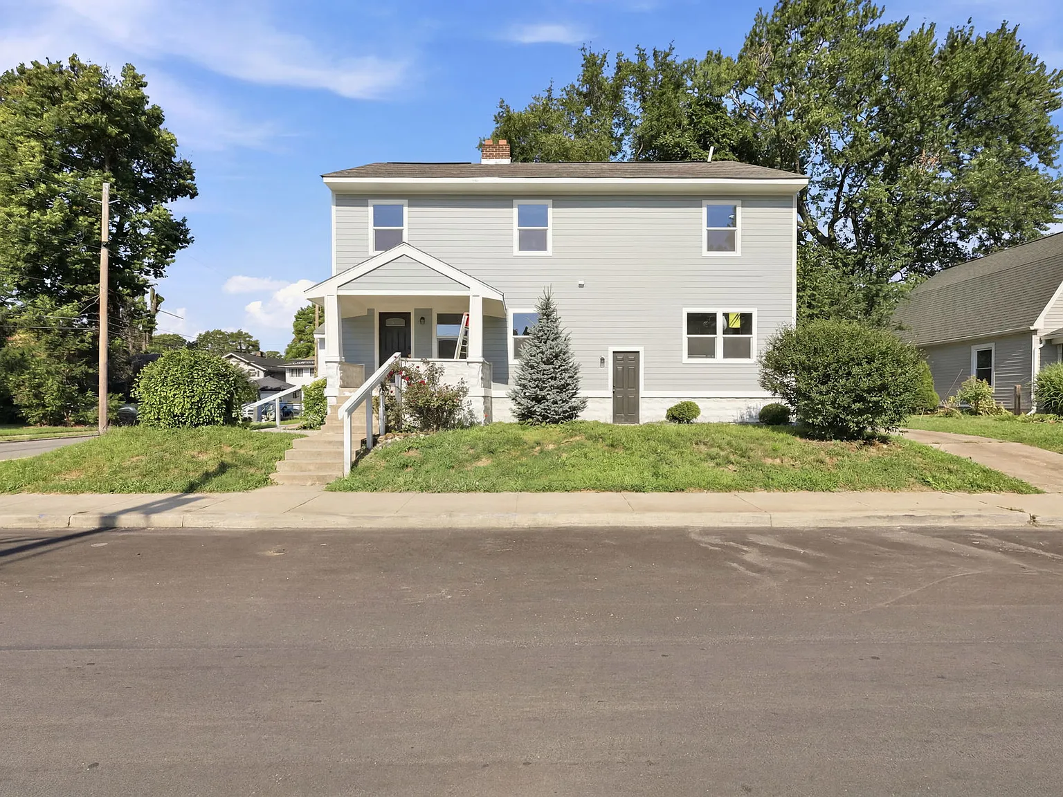 3 bed, 1.5 bath, 1344 sqft, $2,200 — Photo 4