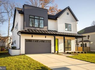 114 Tapawingo Rd SW, Vienna, VA 22180