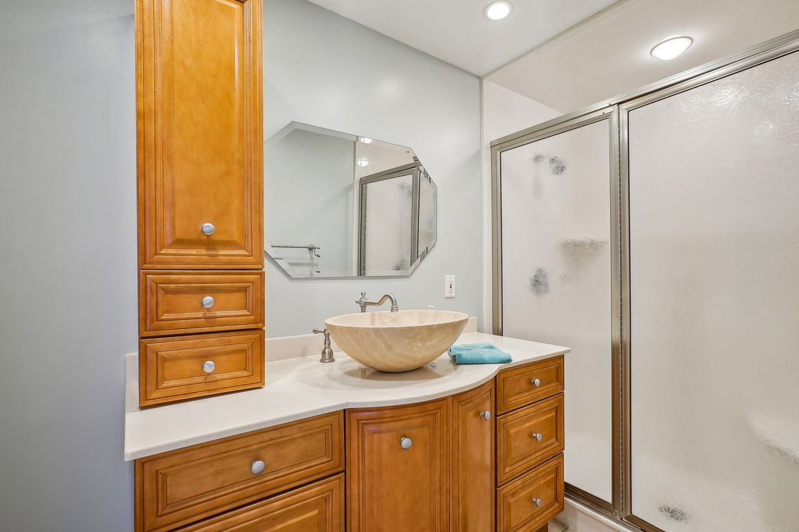 E Cana Cir-1504-014