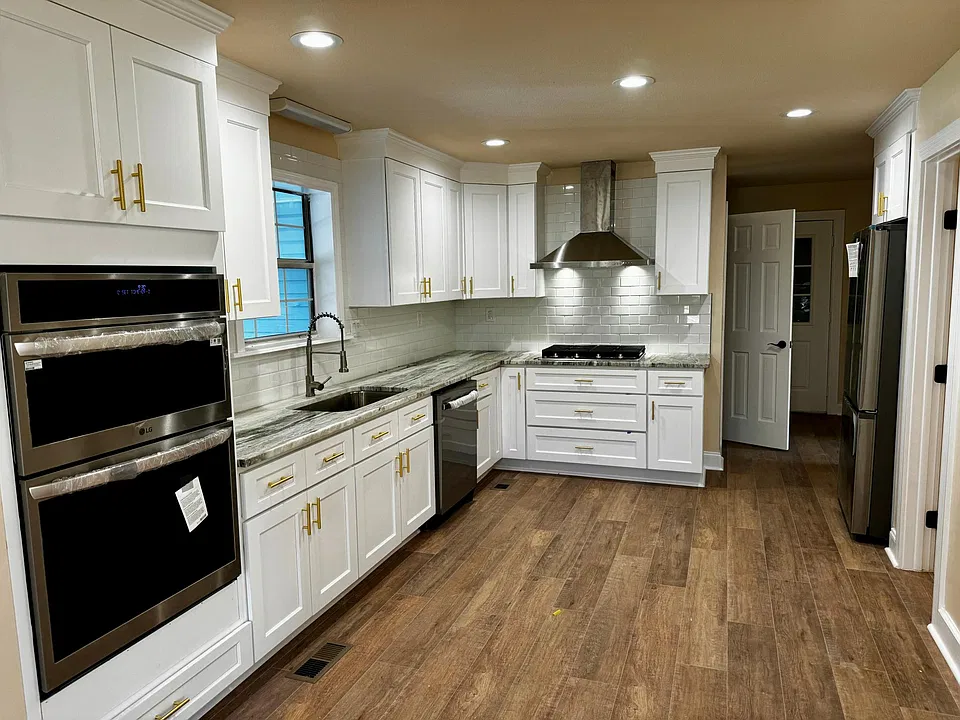 3085 Juniper Dr
