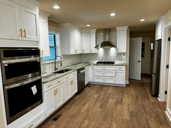 3085 Juniper Dr, Batesville, AR 72501