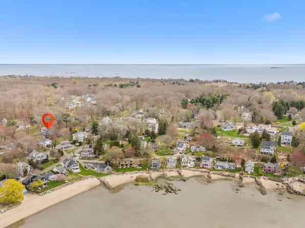 35 Bayberry Lane, Guilford, CT 06437