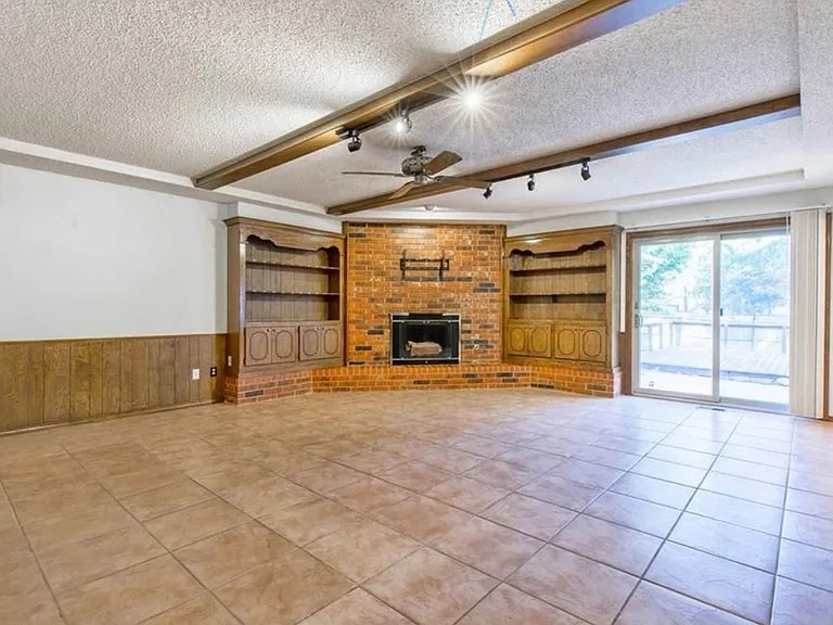 517 Partridge Ln — Photo 6