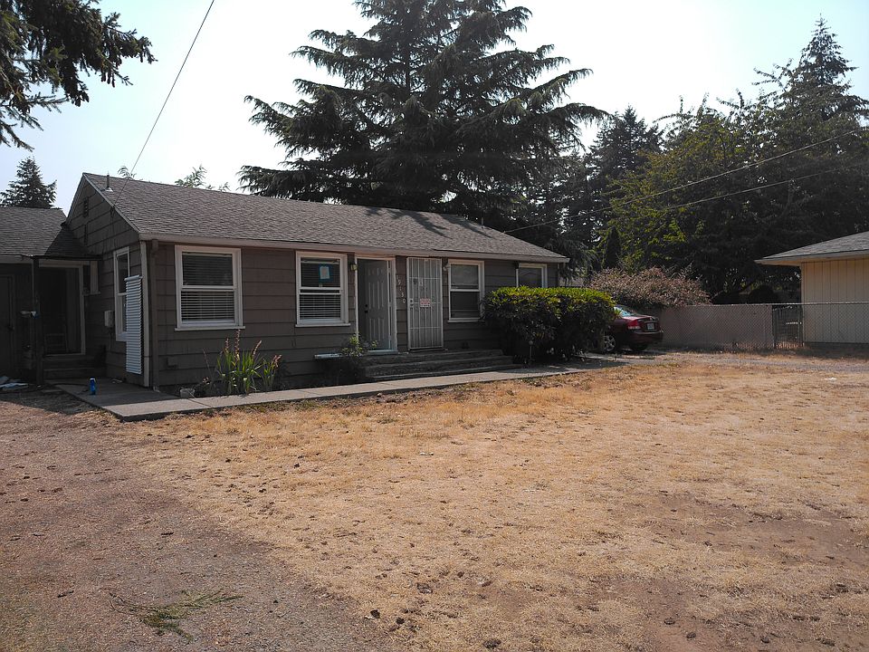 1st image of 19130 NE Glisan St APT 1