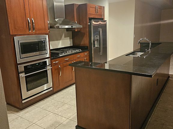 2nd image of 4525 Dean Martin Dr Unit 3008