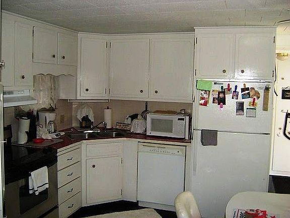 5th image of 107 Life Blvd