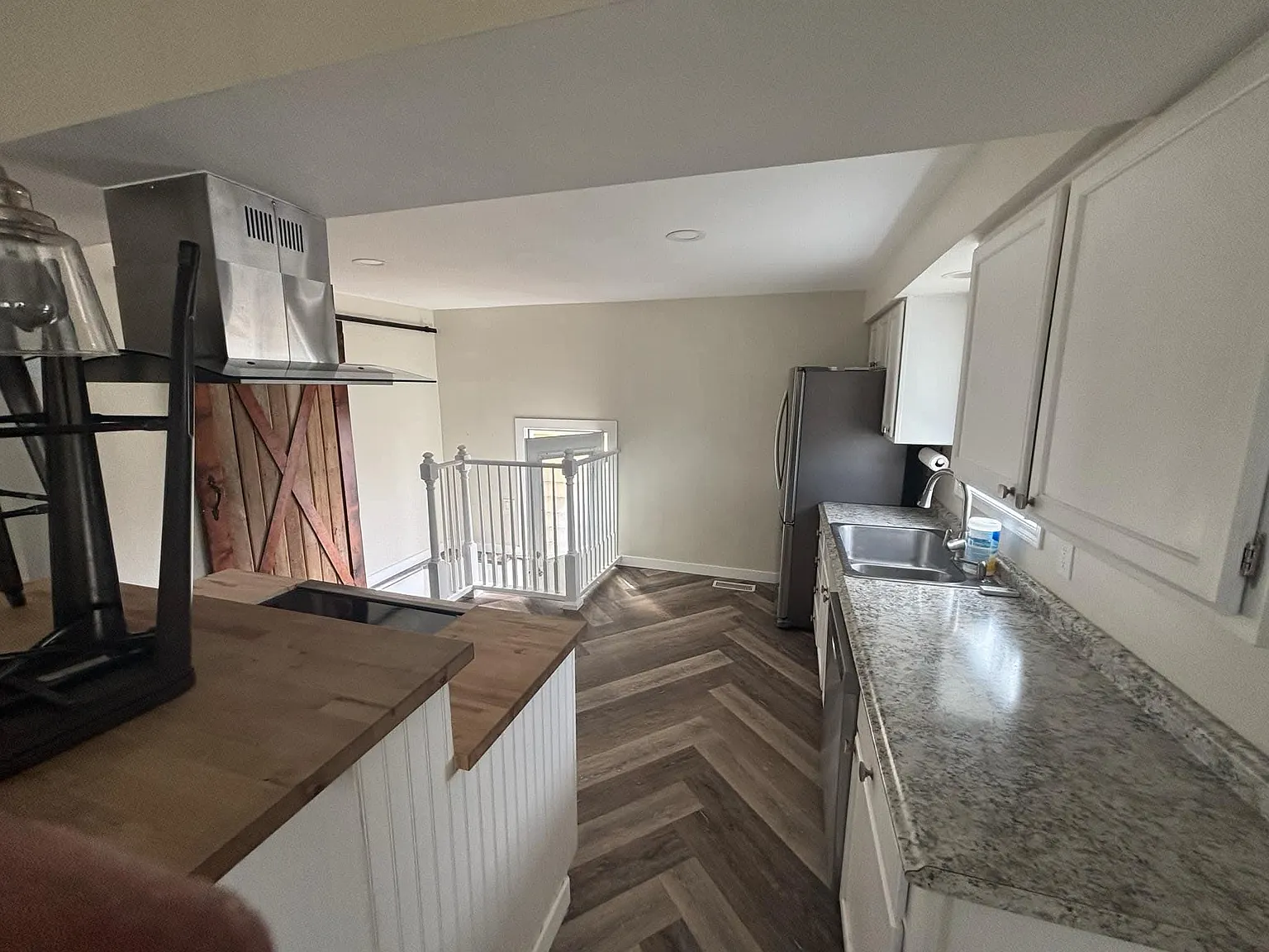 3 bed, 1830 sqft, $2,400 — Photo 4