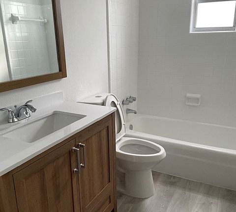 3rd image of 7216 Grevilla Ave S #1B