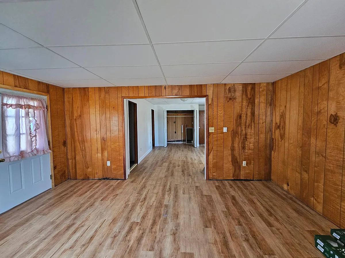 Building Photo - 108 Manor Rd