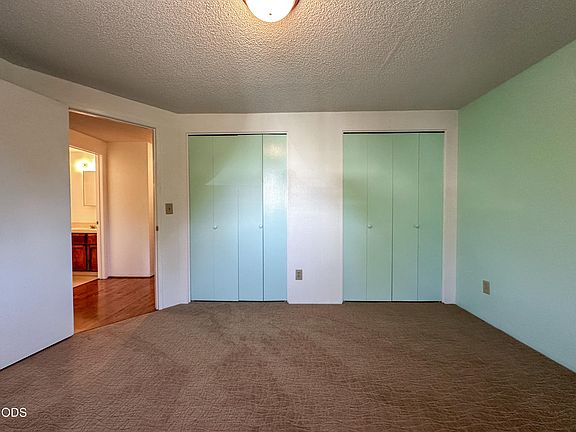 5th image of 121 Lincoln St