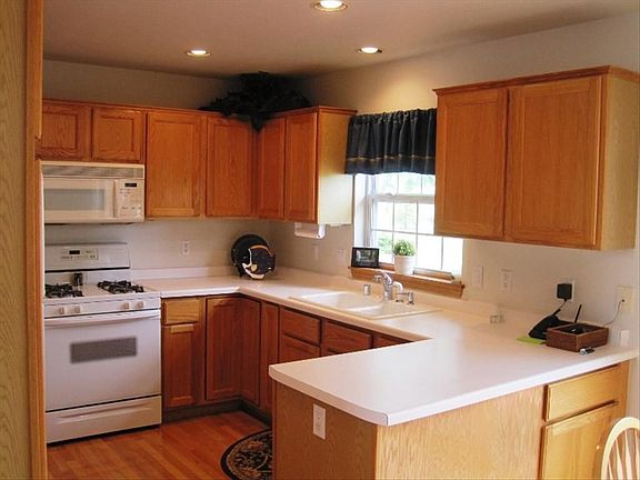 5th image of 28710 Sunflower Ln
