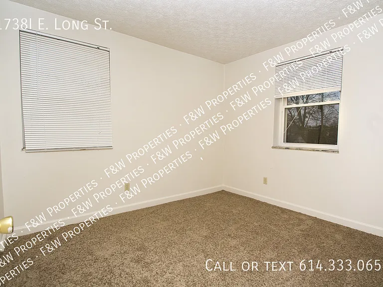 1738I E Long St — Photo 11