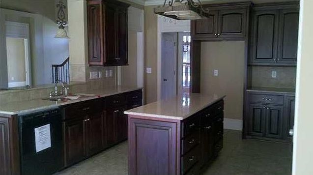 2nd image of 34 Cantabury Ln