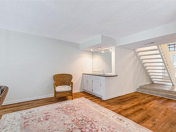 5th image of 630 N Beau Chene Dr APT 4