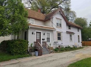 1213 Jackson St, Rockford, IL 61107