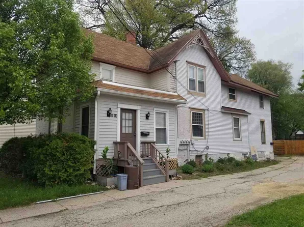 1213 Jackson St, Rockford, IL 61107