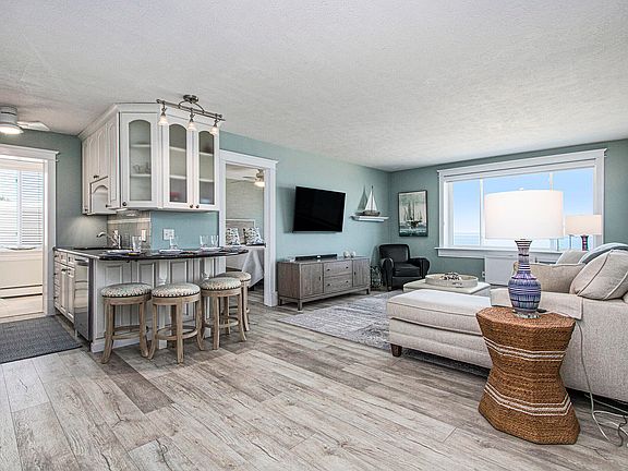 3rd image of 225 N Shore Dr APT 302