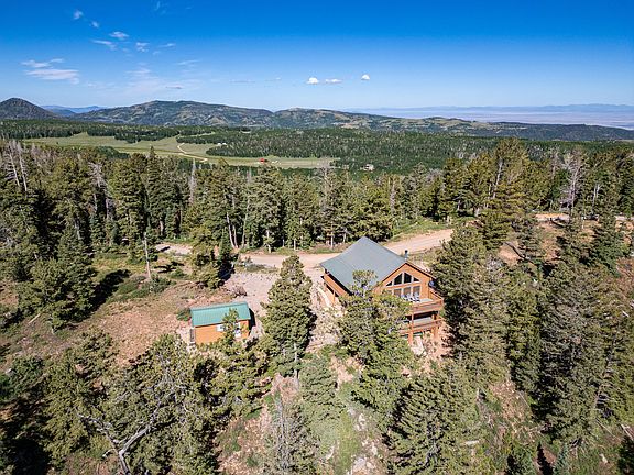 5th image of 1042 N Aspen Dr