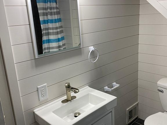 3rd image of 115 South Ave #2