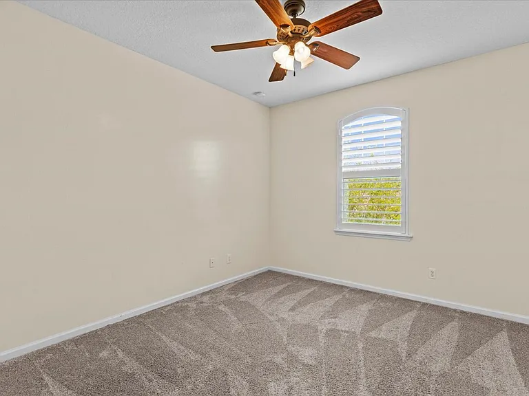 1201 E Redrock Ridge Ave — Photo 55