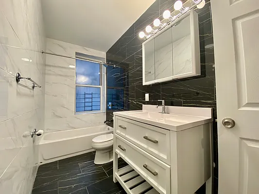 Rented by Compass | media 20