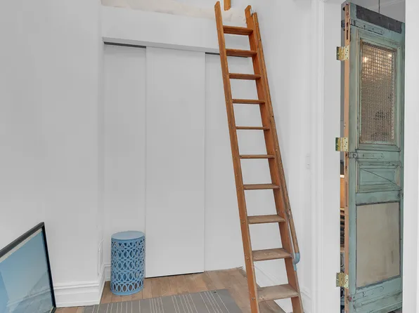 1388 Lexington Avenue image 14 of 15