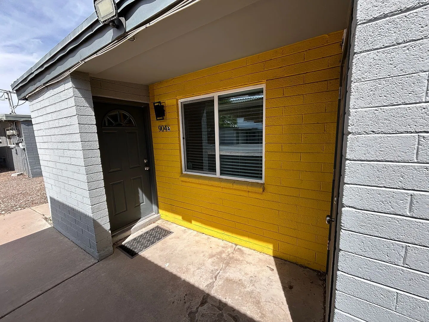 1 bed, 1.0 bath, 480 sqft, $900 — Photo 3