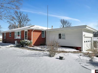 1100 N 69th St, Lincoln, NE, 68505