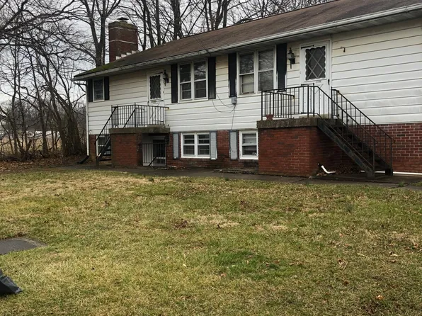 3144 High St APT 1, Manchester, MD 21102