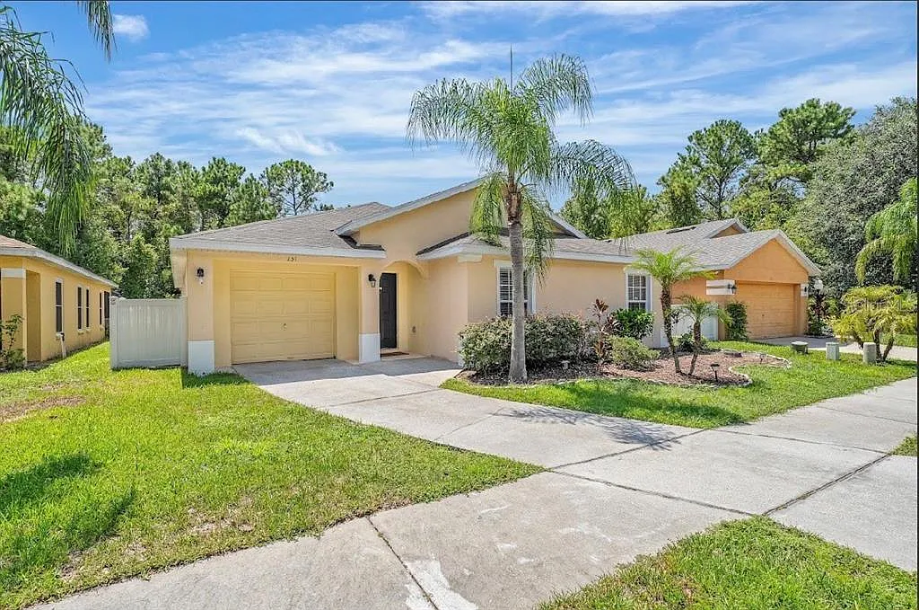 5 bed, 3.0 bath, 1854 sqft, $2,800 — Photo 4