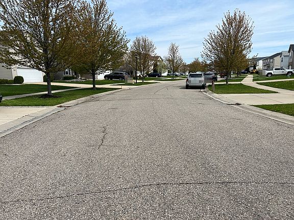 4th image of 3359 Pine Run Dr