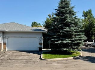 619 Heritage Ln #114, Saskatoon, SK S7H5P6