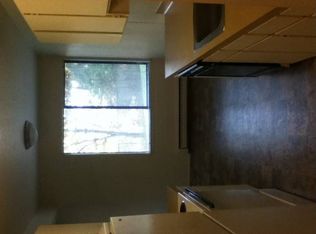 920 Madison Ave N APT 1, Bainbridge Island, WA 98110