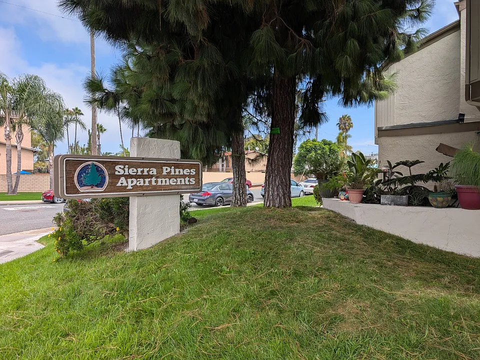 3610 Pio Pico Dr #5