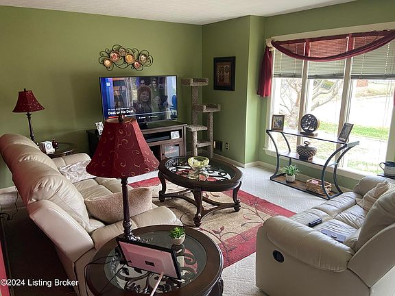 5th image of 7104 Chiswell Dr