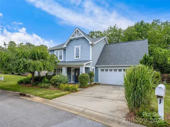 27 Sunview Cir, Arden, NC 28704