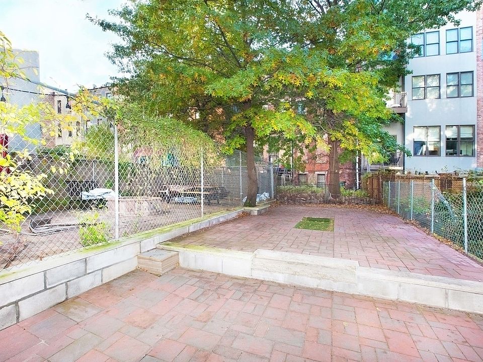 1st image of 128 W 123rd St #1