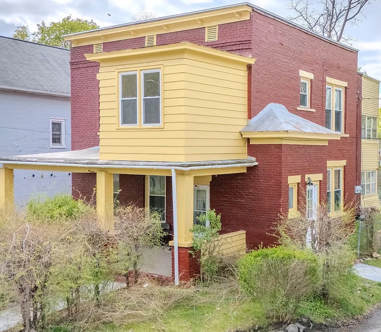 3 bed, 1100 sqft, $1,450 — Photo 1