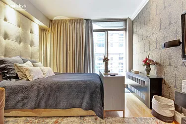 184 Thompson Street, #3J