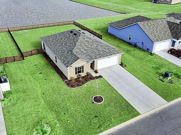 3rd image of 449 Acosta Circle