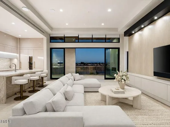 6587 N PALMERAIE Boulevard #3010, Paradise Valley, AZ 85253