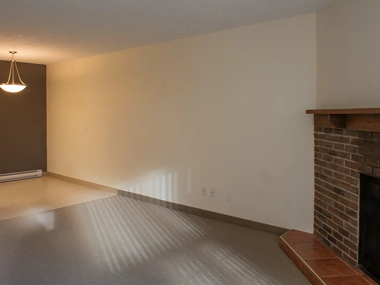 534 Hazel Bay — Photo 8