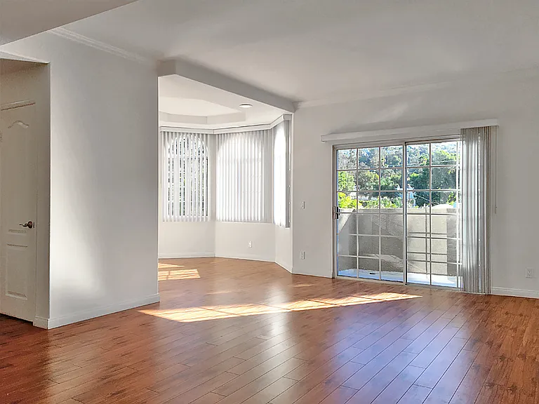 14430 Benefit St #109 — Photo 2