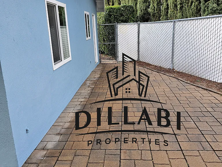 27350 Denoya Dr — Photo 15