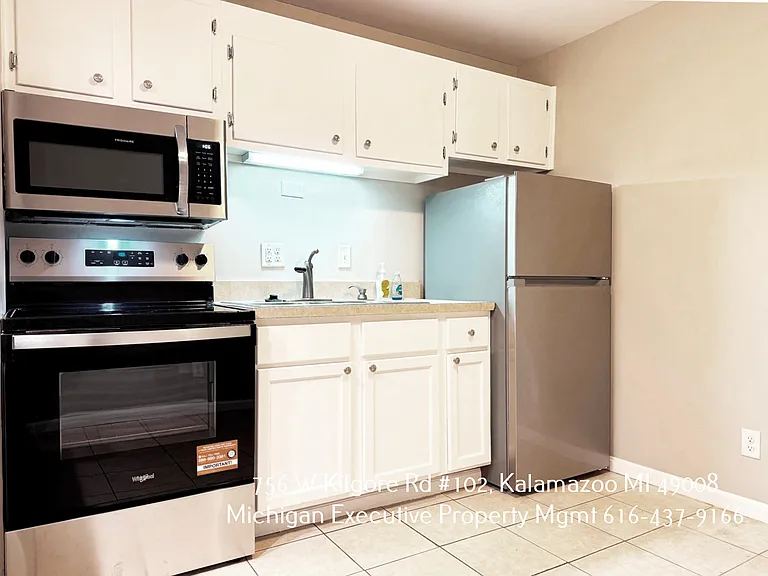 756 W Kilgore Rd #102 — Photo 6