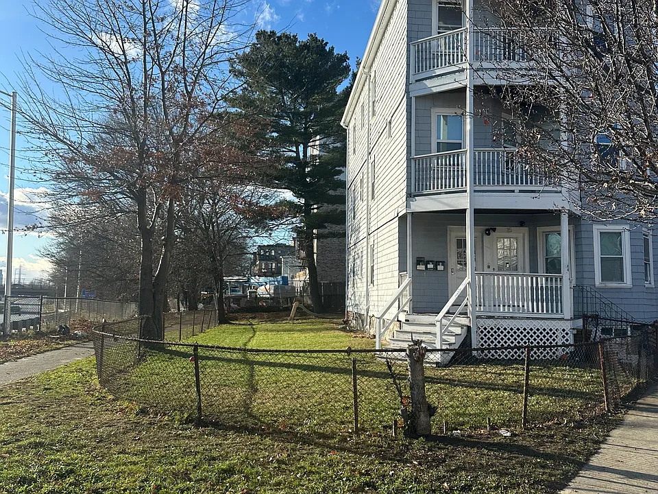 15-17 Gladstone St #2