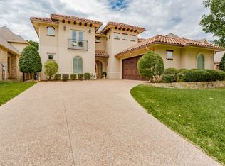 3504 Regents Park Ct, Arlington, TX 76017