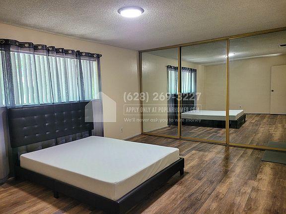 4th image of 177 Greenbriar Townhouse Way